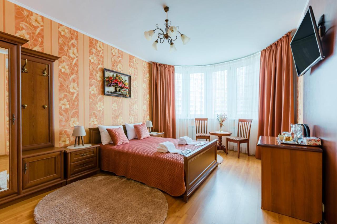 Poznyakoff Aparthotel Киев Экстерьер фото